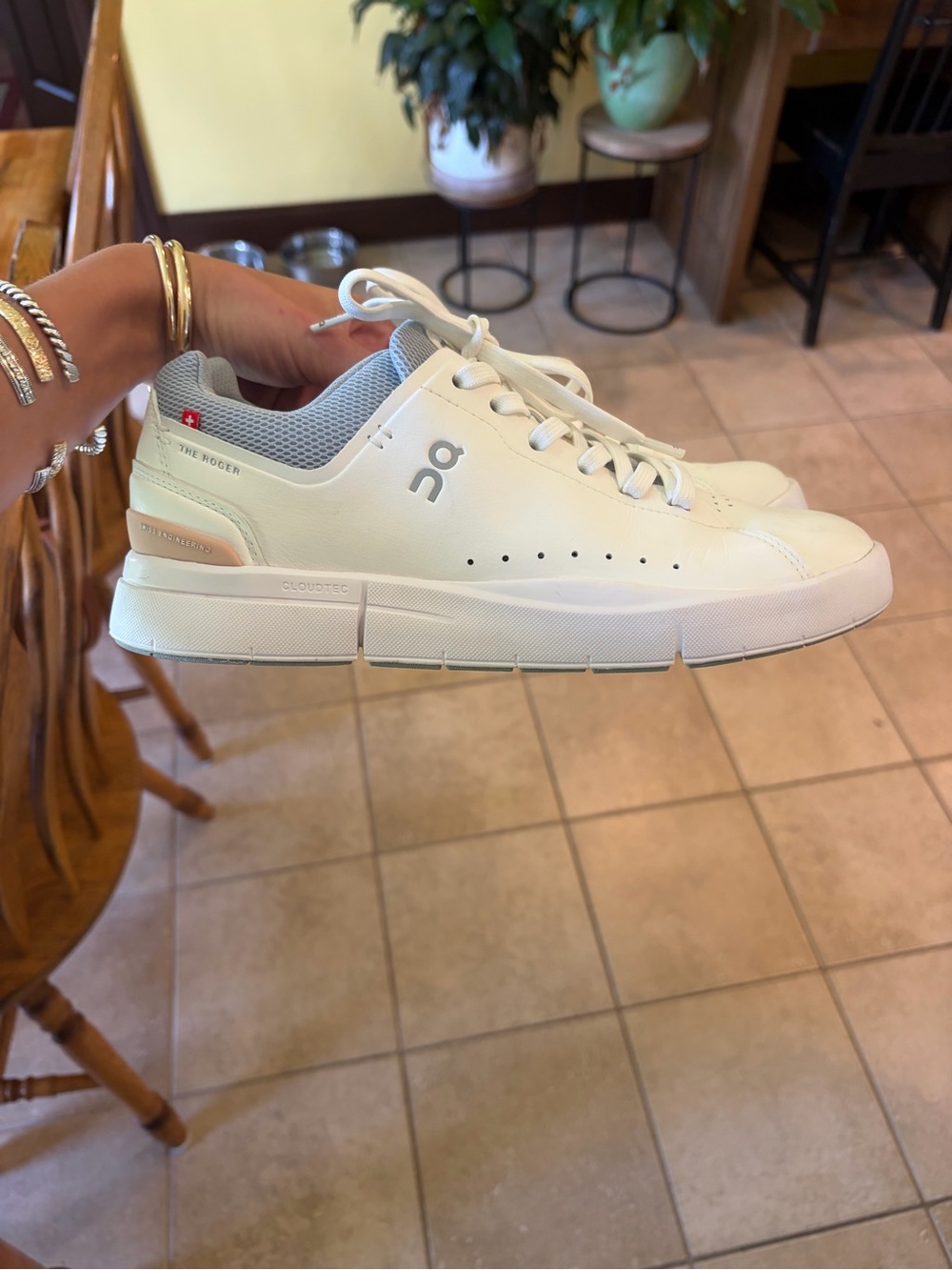 On Cloud The Rodger’s Advantage Sneakers